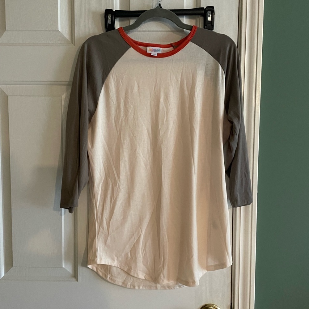 Lularoe Randy size Medium. Cream & Grey